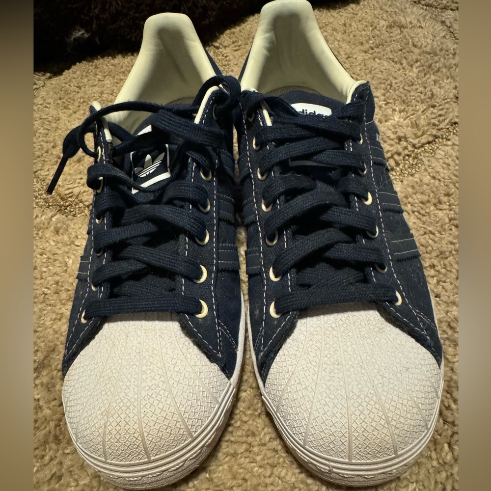 Adidas originals collegiate blue size 10